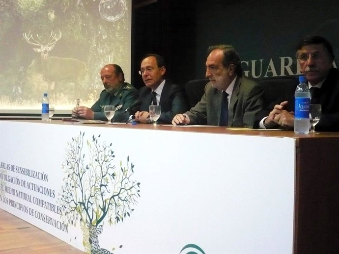 El Consejero De Medio Ambiente, José Juan Díaz Trillo, Durante Las Jornadas