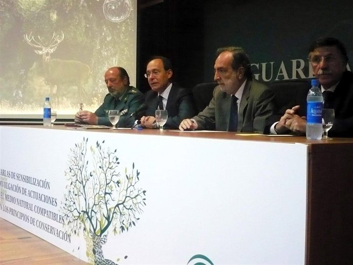El Consejero De Medio Ambiente, José Juan Díaz Trillo, Durante Las Jornadas