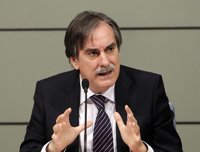 Gómez asegura un acuerdo sobre negociación colectiva "equilibrado" y "eficaz"