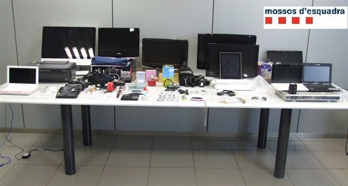 Material Recuperado De Los Robos En Pisos