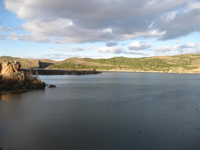Uno de los pantanos de la Cuenca del Ebro