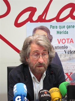 Antonio Vélez