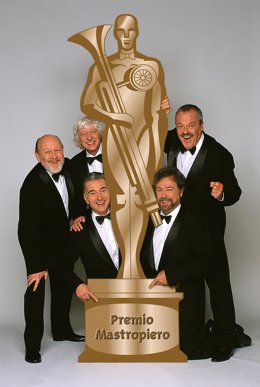 Cartel Del Espectáculo De Les Luthiers