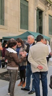 (AMP.El PSdeG ofrece al PP pactar un reparto "objetivo" de los fondos públicos que acabe "con las cacicadas"