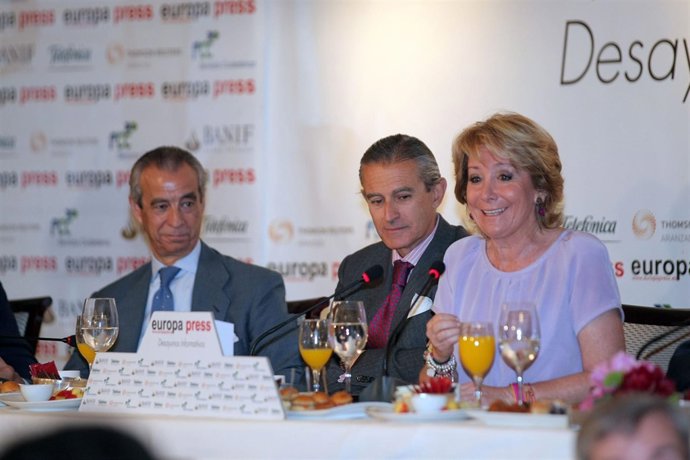 Fotografías De La Intervención De La Presidenta De La Comunidad De Madrid, Esper