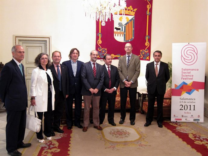 Los Organizadores Del Encuentro