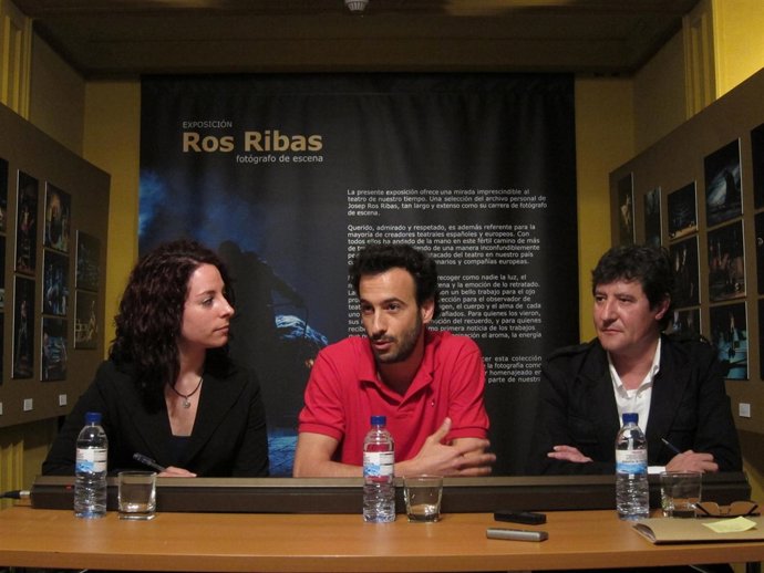 Hofesh Shechter Presenta El Espectáculo 'Political Mother'.