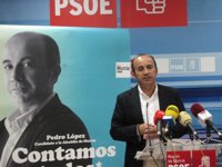 Pedro López presenta su catálogo 'Murcia 100%': Un plan para acabar con las desigualdades