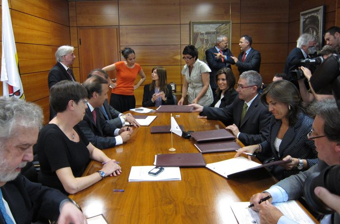 Firma Del Convenio Para Promocionar El Turismo Náutico