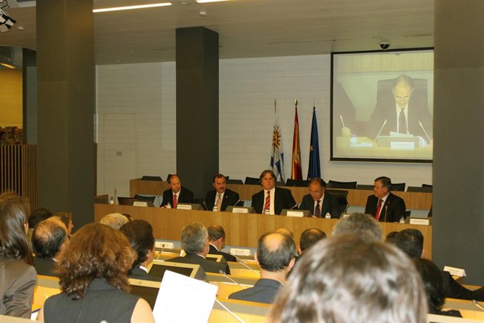 Banegas Y El Ministro De Economía De Uruguay