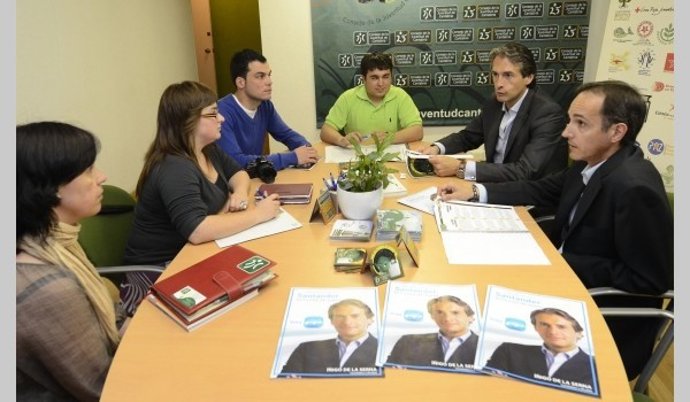 De La Serna Y Ruiz Se Reúnen Con El Consejo De La Juventud