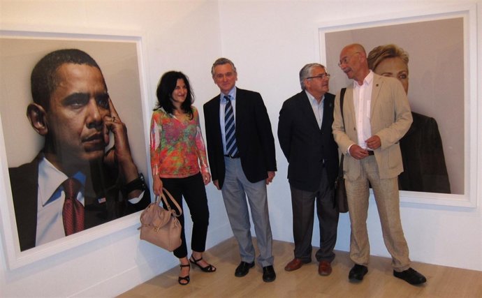 Cultura Y Diputación Presentan La Obra Del Fotógrafo Nadav Kender 