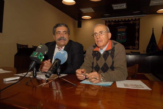 Padrón (D) Ha Ofrecido Una Rueda De Prensa Sobre El Puerto