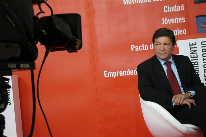 El Candidato Del PSOE, Javier Fernández