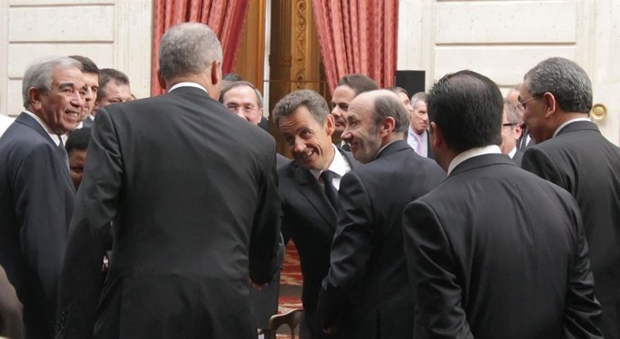 Rubalcaba Junto A Sarkozy En La Cumbre Del G-8 Sobre El Tráfico De Droga