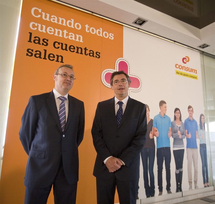 Los Directores Corporativo Y General De Consum, Javier Quiles Y Juan Luis Durich