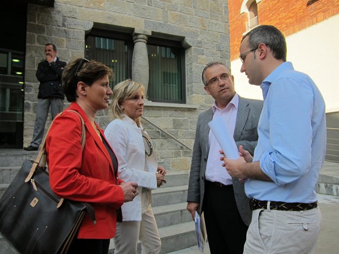 Ana Elizalde, María Caballero, Enrique Maya Y Fermín Alonso.