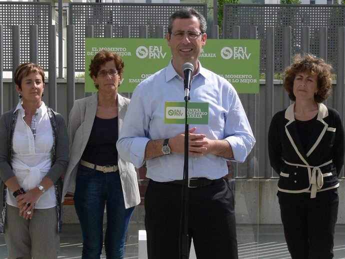 Markel Olano Y Representantes Del PNV