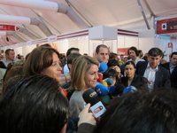 Cospedal dice que "las encuestas son encuestas" y que hasta el día de la elecciones "no tendremos la definitiva"