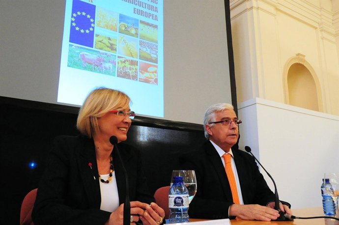 Eva Almunia Y Gonzalo Arguilé