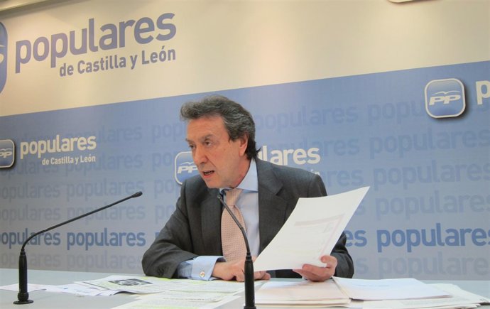 José Antonio De Santiago-Juárez En La Sede Del PP