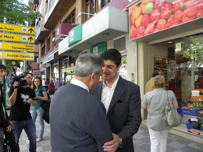 Ávila En Su Visita El Centro   