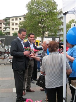 Antonio Basagoiti Y Borja Semper