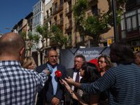 Santos propone peatonalizar Vitoria y el Puente de Hierro y seis nuevos aparcamientos "acordados con los vecinos"