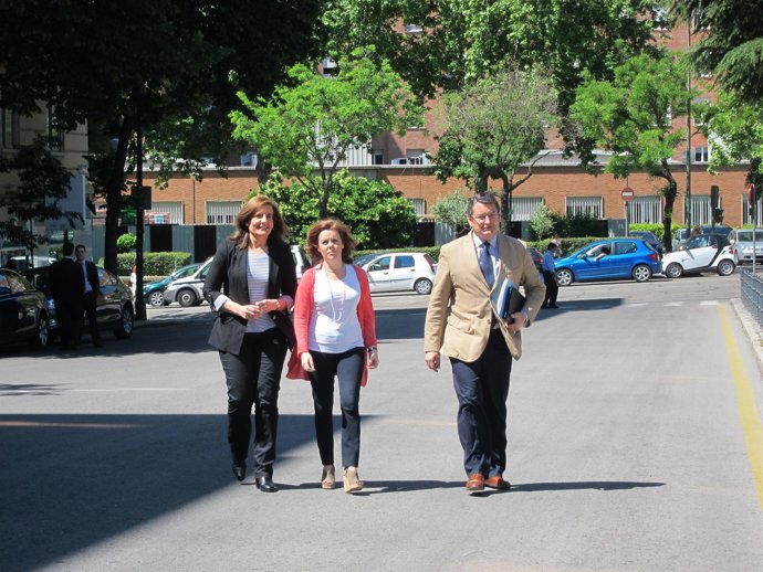 Sáenz De Santamaría Con Antonio Sanz