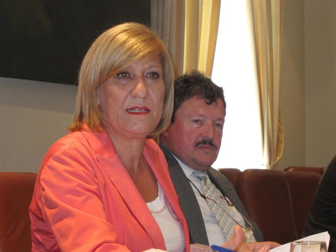 Encarna Llinares Y José Pérez Grau