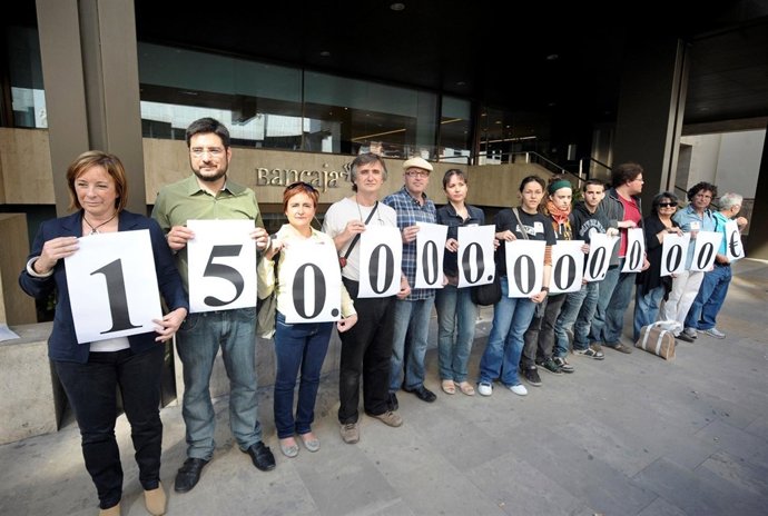 EU Pide Recuperar Bancaixa Y La CAM