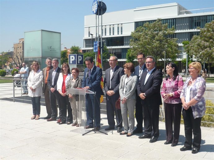 Alcaldes Socialistas Exigen La Retirada De Los Recortes