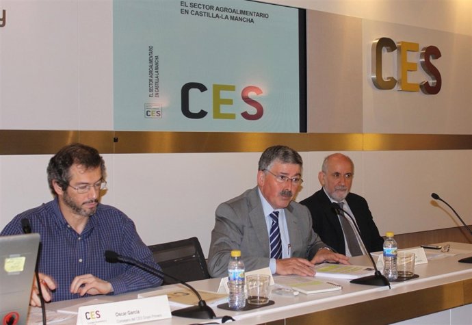 Rueda De Prensa Del Presidente Del CES