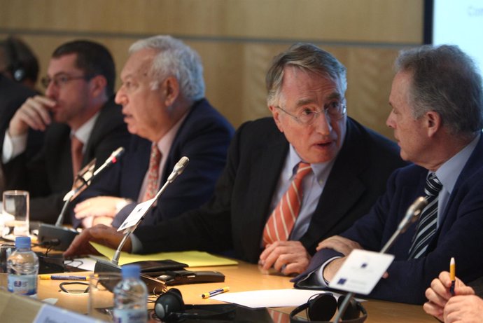 Eurodiputados españoles durante la visita de la Comisión de Bruselas