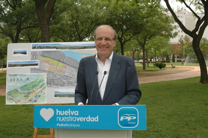 El Alcalde De Huelva, Pedro Rodríguez. 