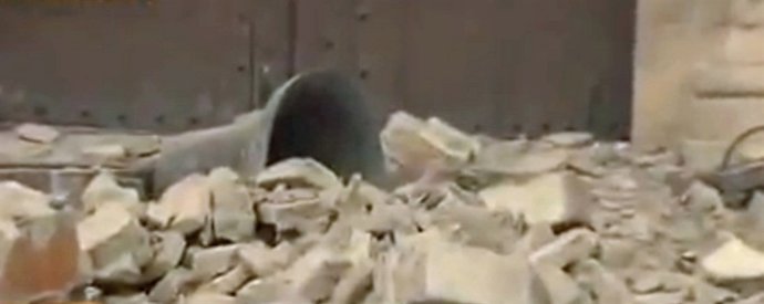 Campana De Lorca Tras El Terremoto