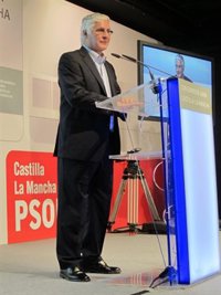Barreda: El PP da "soluciones falsas" al desempleo