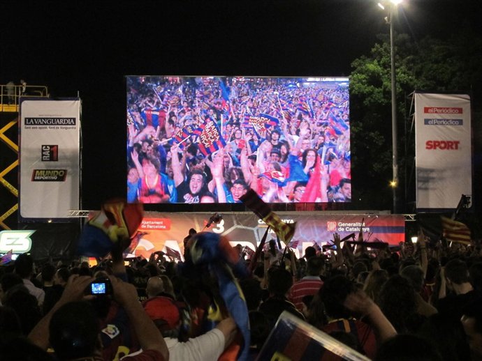 Celebración Del Título De Liga Del FC Barcelona En Canaletas