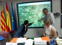 El Consell pone a disposición del Gobierno murciano todos sus recursos materiales y humanos