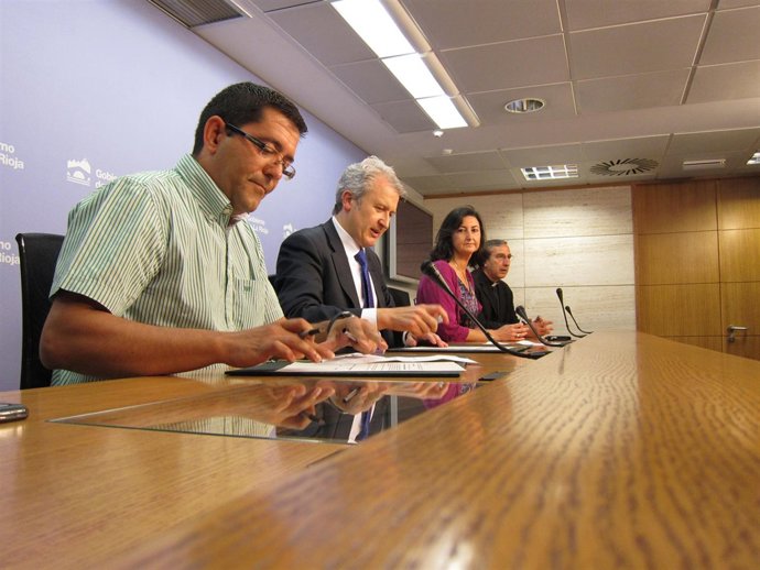 Firma Convenio Con Coordinadora De ONG