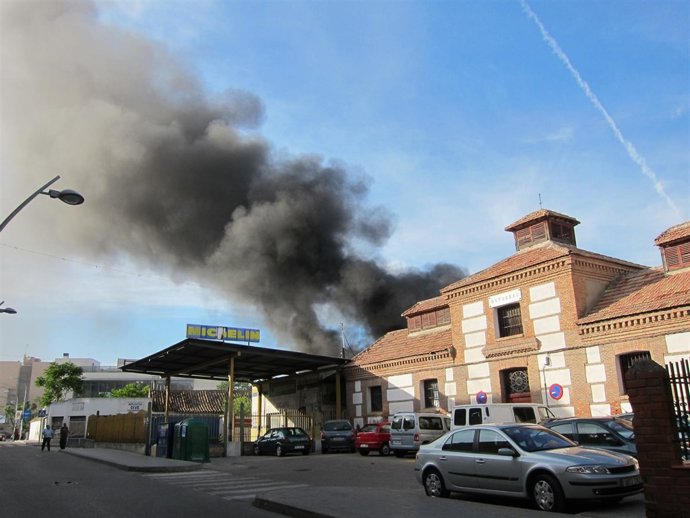 Incendio De Una Nave Abandonada En Ciempozuelos
