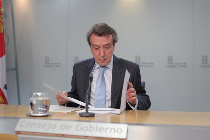 Consejero De La Presidencia Y Portavoz, José Antonio De Santiago-Juárez