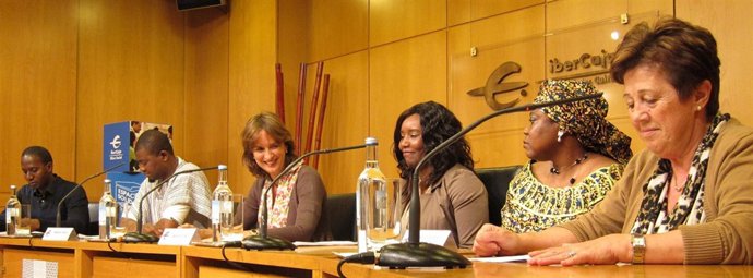 Ernest Aly, Mallam Yahya, Mayte Ciriza, María Ekua Miko, Sadia Wane Y María Cruz