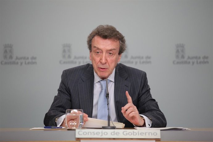 Consejero De La Presidencia Y Portavoz, José Antonio De Santiago-Juáerz.