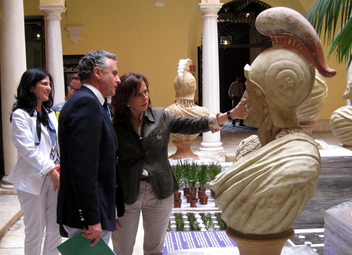 El Consejero De Cultura, Paulino Plata En Málaga 