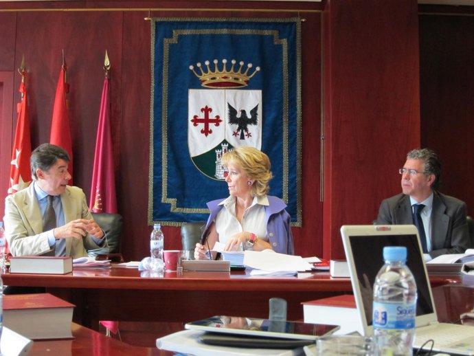 Aguirre Y González En Rueda De Prensa Tras El Consejo De Gobierno