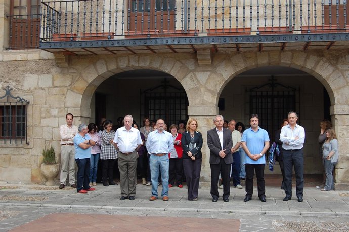 Minuto De Silencio Por Lorca