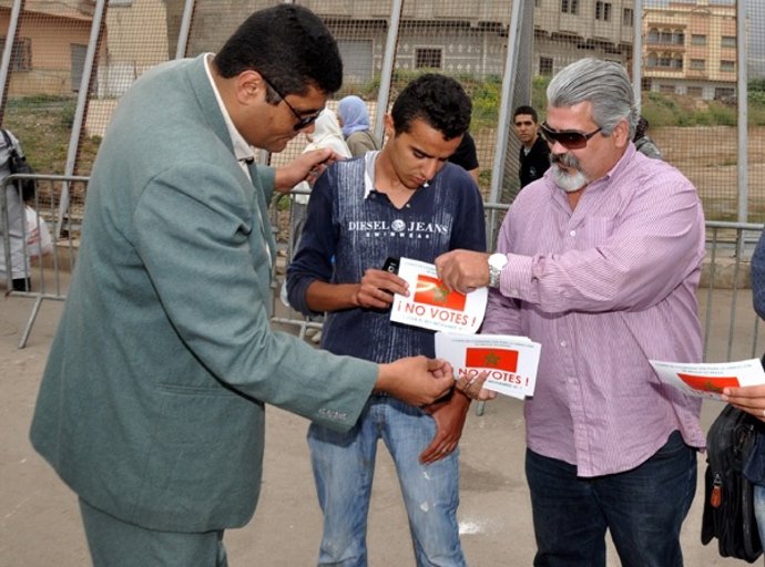 Imagen De Los Folletos De Activistas Marroquíes En Melilla Para Que No Se Vote