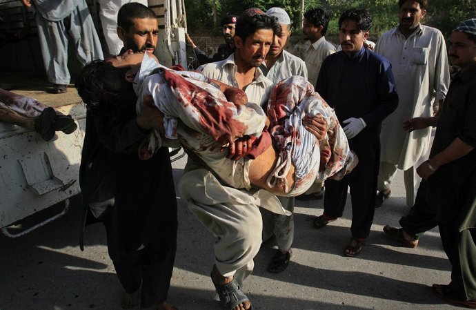 Los Talibán Atentan En Pakistán Para Vengar A Bin Laden