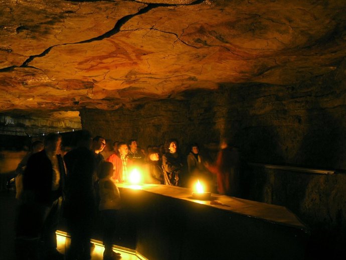 'La Noche Europea De Los Museos' En El Museo De Altamira      